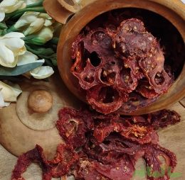 گوجه خشک سکه ای